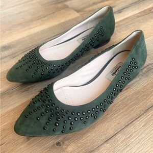 Clarks Narrative Dark Green w/Black Studded Suede Flats Size 7